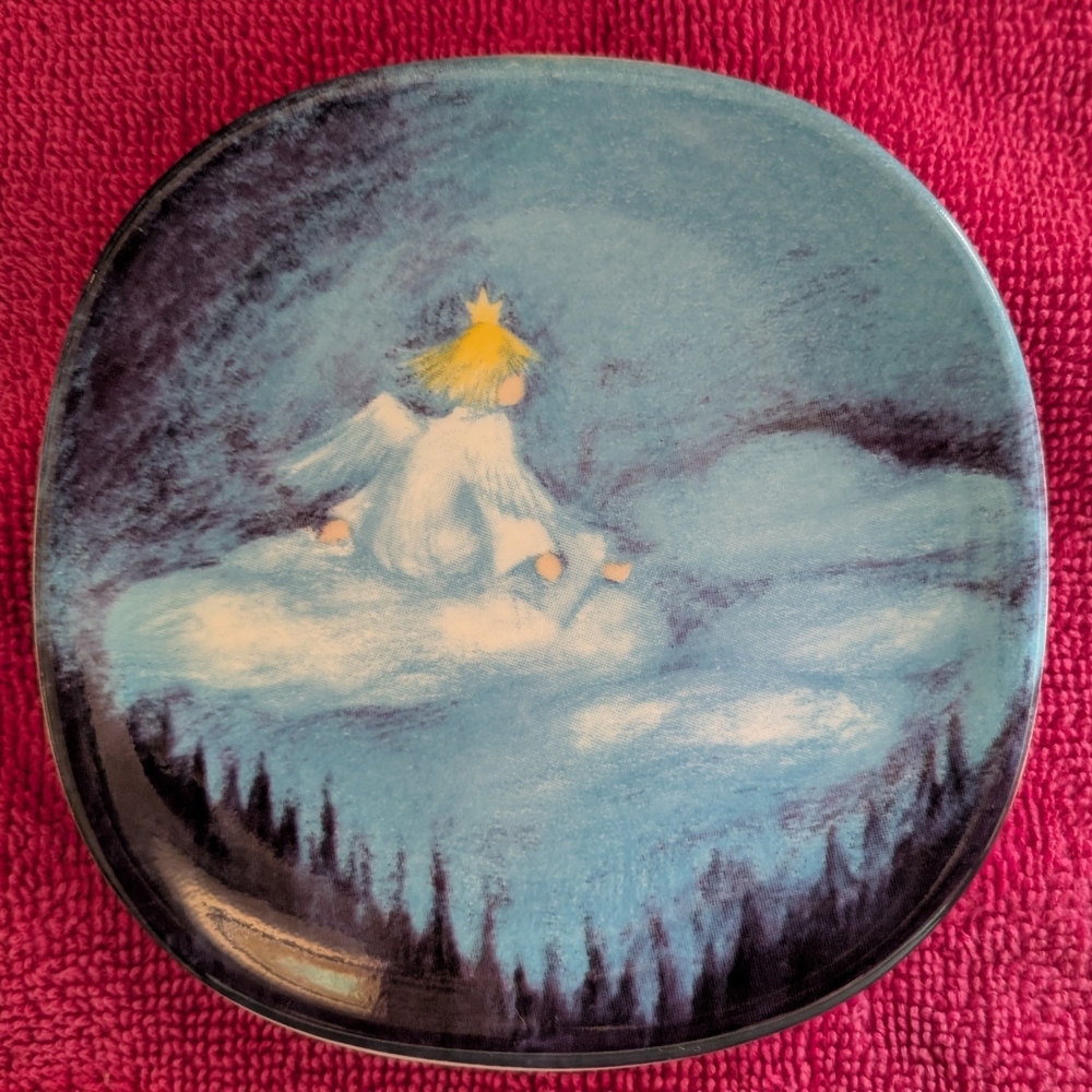 Vintage Arabia Finland Give Us Angels Design R Hiirvonen Wall Plate/Trinket Dish
